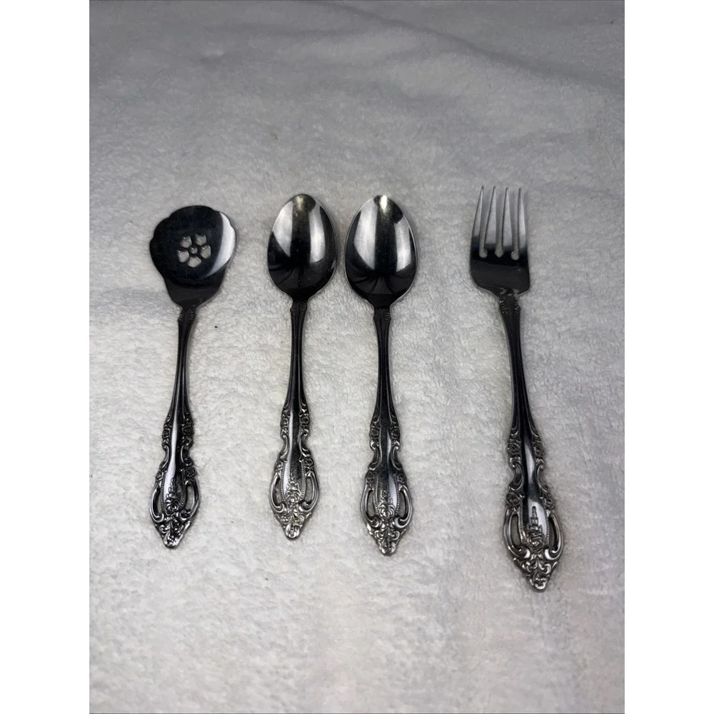 Oneida Community Stainless BRAHMS 4 Pieces Miscellaneous Lot Of Items Spoon Fork